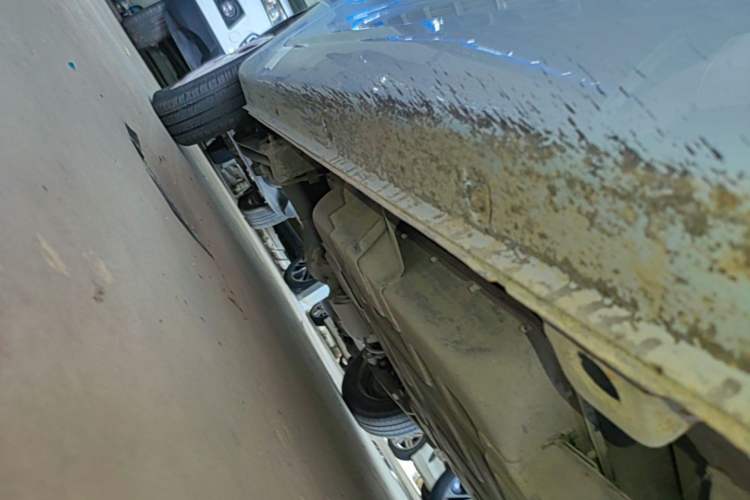 Used Chery QQ Ice Cream 2022 170km Sundae Phosphate Lithium-Ion Right Side Sill