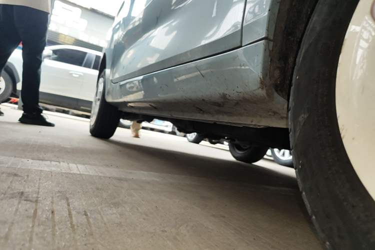 Used Chery QQ Ice Cream 2022 170km Sundae Phosphate Lithium-Ion Right Side Sill