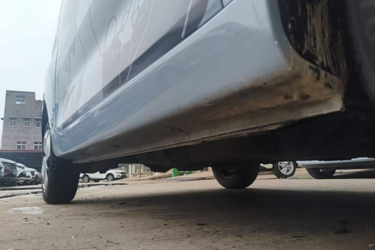 Used Chery QQ Ice Cream 2022 170km Sundae Phosphate Lithium-Ion Right Side Sill