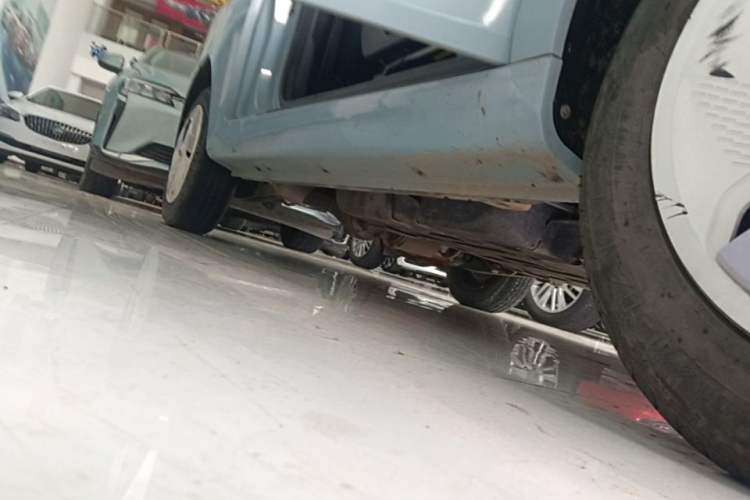 Used Chery QQ Ice Cream 2022 170km Sundae Phosphate Lithium-Ion Right Side Sill