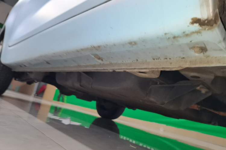 Used Chery QQ Ice Cream 2022 170km Sundae Phosphate Lithium-Ion Right Side Sill