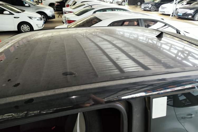 Used Chery QQ Ice Cream 2022 170km Sundae Phosphate Lithium-Ion Roof