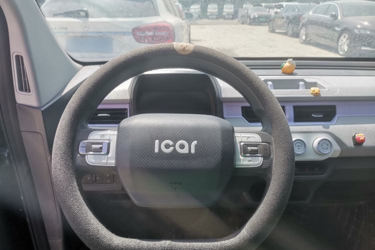 Used Chery QQ Ice Cream 2022 170km Sundae Phosphate Lithium-Ion Steering Wheel