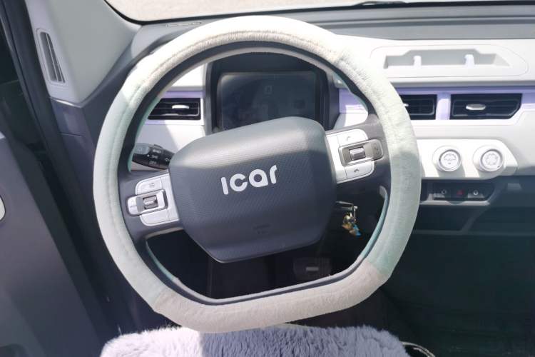 Used Chery QQ Ice Cream 2022 170km Sundae Phosphate Lithium-Ion Steering Wheel