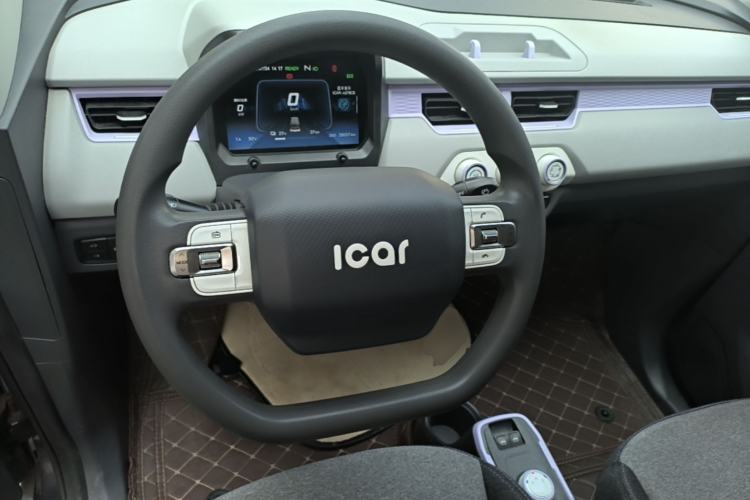 Used Chery QQ Ice Cream 2022 170km Sundae Phosphate Lithium-Ion Steering Wheel