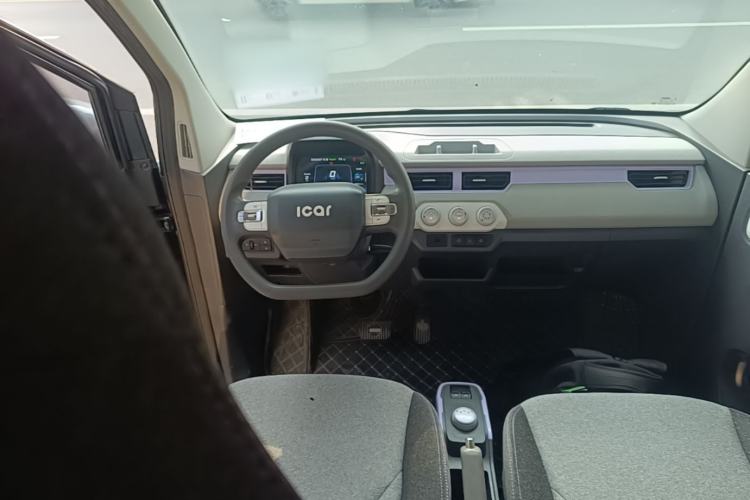 Used Chery QQ Ice Cream 2022 170km Sundae Phosphate Lithium-Ion Steering Wheel