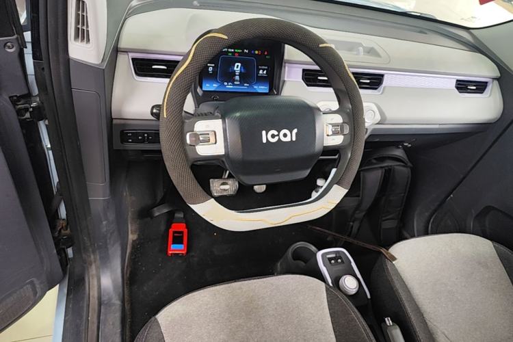 Used Chery QQ Ice Cream 2022 170km Sundae Phosphate Lithium-Ion Steering Wheel
