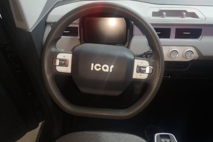 Used Chery QQ Ice Cream 2022 170km Sundae Phosphate Lithium-Ion Steering Wheel