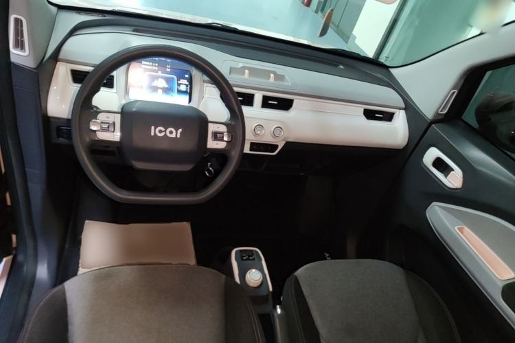 Used Chery QQ Ice Cream 2022 170km Sundae Ternary Lithium Center Console
