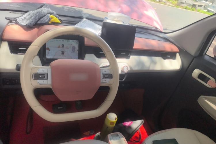 Used Chery QQ Ice Cream 2022 Taohuanxi Peach Edition Center Console