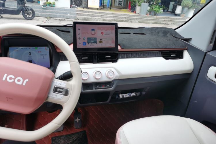 Used Chery QQ Ice Cream 2022 Taohuanxi Peach Edition Center Console