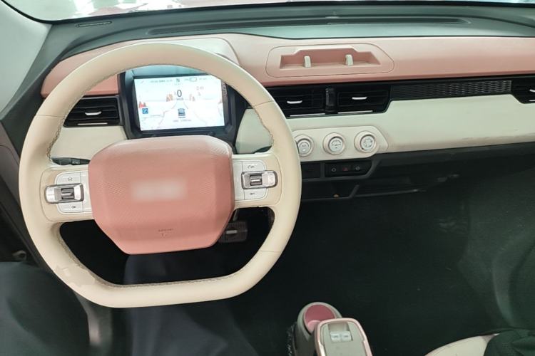 Used Chery QQ Ice Cream 2022 Taohuanxi Sweet Peach Edition Center Console