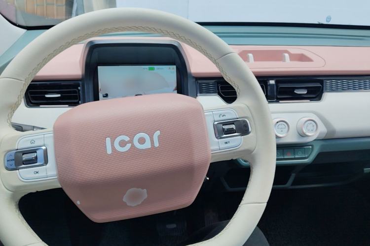 Used Chery QQ Ice Cream 2022 Taohuanxi Sweet Peach Edition Center Console