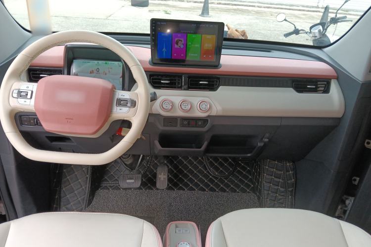 Used Chery QQ Ice Cream 2022 Taohuanxi Sweet Peach Edition Center Console
