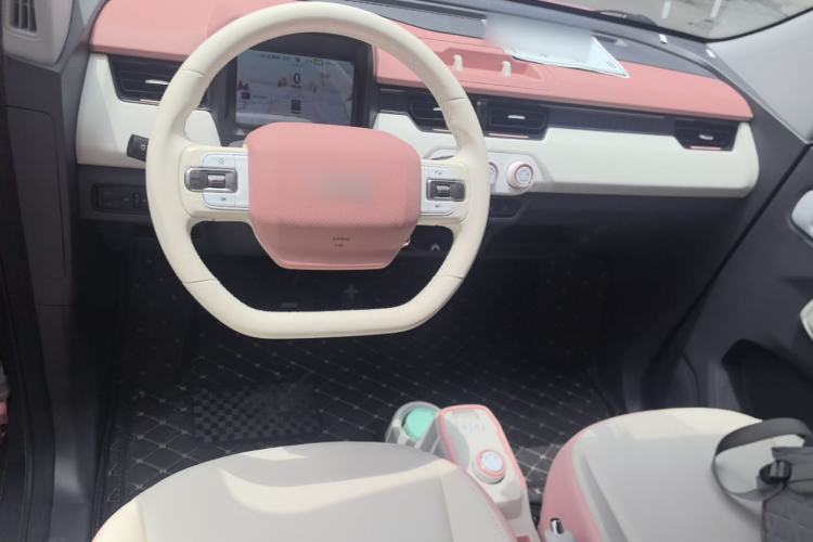 Used Chery QQ Ice Cream 2022 Taohuanxi Sweet Peach Edition Center Console