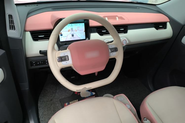 Used Chery QQ Ice Cream 2022 Taohuanxi Fragrant Peach Model Center Console