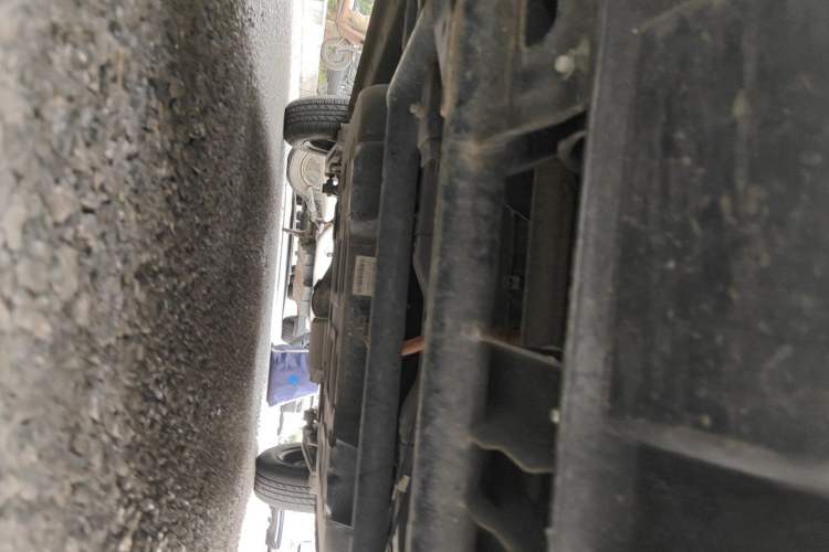 Used Chery QQ Ice Cream 2022 120km Conical Shape Lithium Iron Phosphate Chassis Front