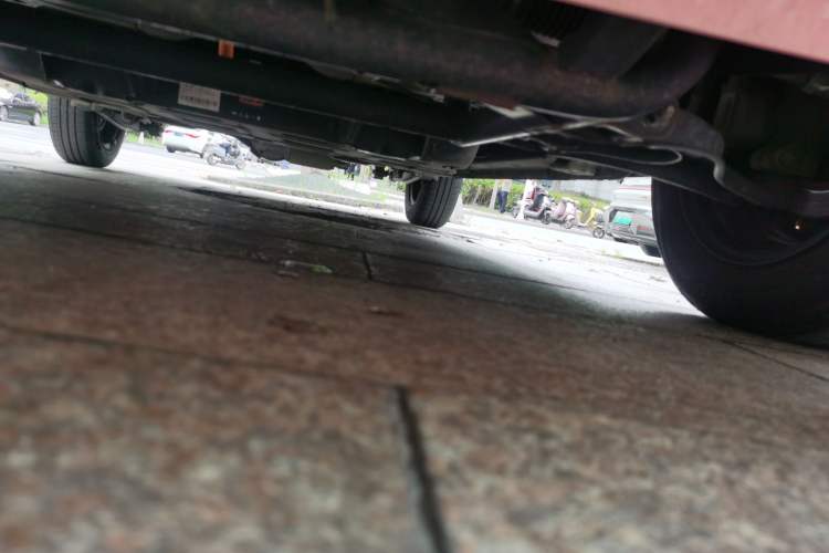 Used Chery QQ Ice Cream 2022 Taohuanxi Peach Edition Chassis Front Left