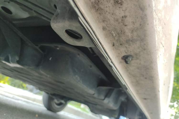 Used Chery QQ Ice Cream 2022 120km Conical Shape Lithium Iron Phosphate Chassis Front Left