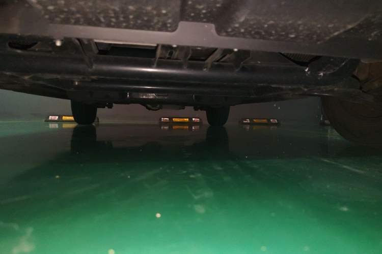 Used Chery QQ Ice Cream 2022 170km Sundae Phosphate Lithium-Ion Chassis Front