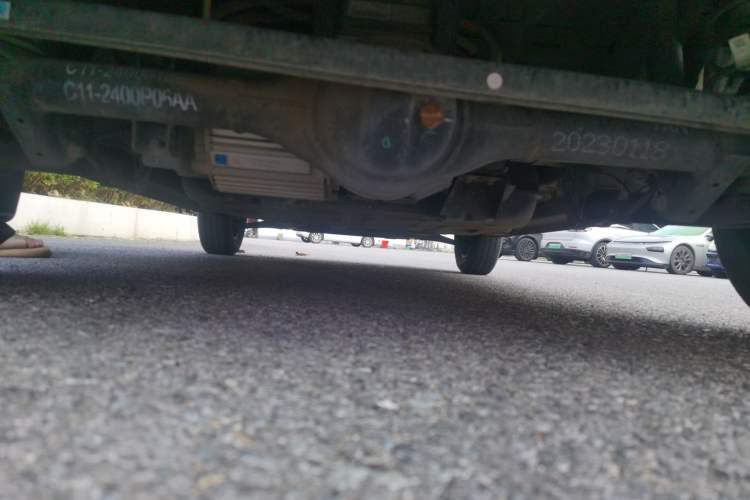 Used Chery QQ Ice Cream 2022 170km Sundae Phosphate Lithium-Ion Chassis Rear