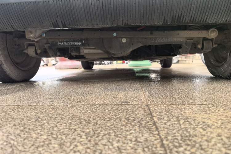 Used Chery QQ Ice Cream 2022 170km Sundae Phosphate Lithium-Ion Chassis Rear