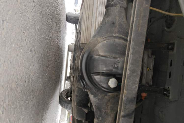 Used Chery QQ Ice Cream 2022 120km Conical Shape Lithium Iron Phosphate Chassis Rear