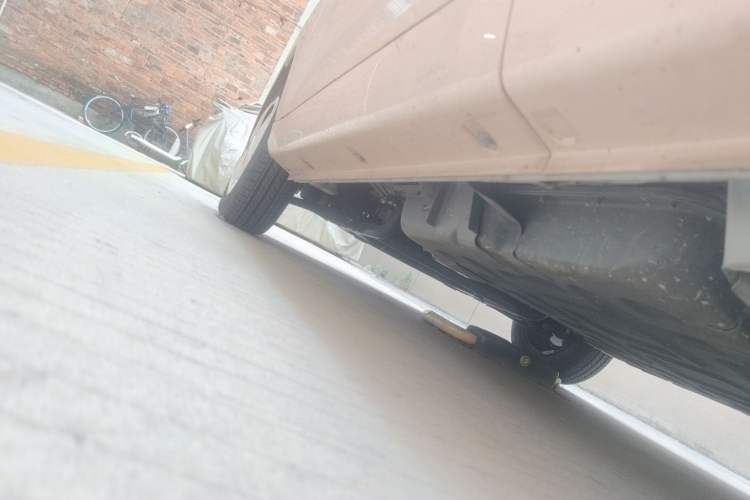 Used Chery QQ Ice Cream 2022 170km Sundae Phosphate Lithium-Ion Chassis Rear Left