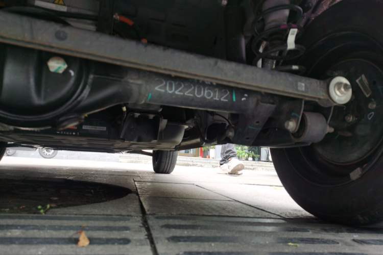 Used Chery QQ Ice Cream 2022 Taohuanxi Peach Edition Chassis Rear Right