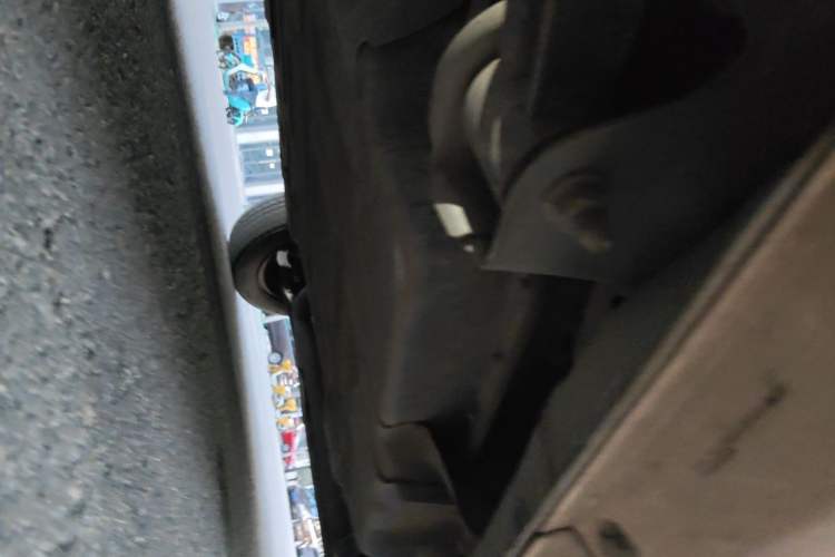 Used Chery QQ Ice Cream 2022 170km Sundae Phosphate Lithium-Ion Chassis Rear Right