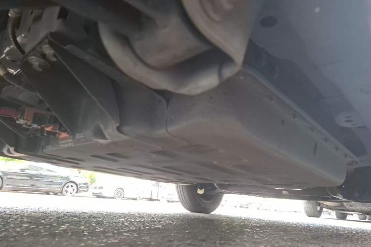 Used Chery QQ Ice Cream 2022 120km Conical Shape Lithium Iron Phosphate Chassis Rear Right