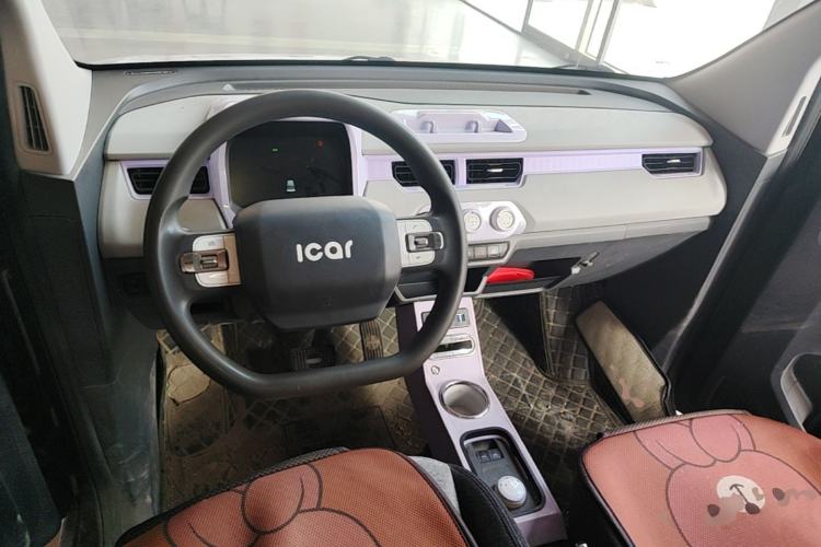 Used Chery QQ Ice Cream 2022 170km Sundae Phosphate Lithium-Ion Center Console