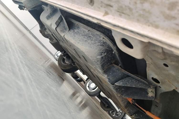 Used Chery QQ Ice Cream 2022 170km Sundae Phosphate Lithium-Ion Chassis Front Right