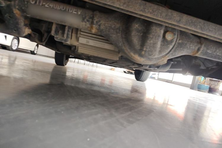 Used Chery QQ Ice Cream 2022 170km Sundae Phosphate Lithium-Ion Chassis Rear