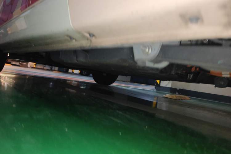 Used Chery QQ Ice Cream 2022 170km Sundae Phosphate Lithium-Ion Chassis Rear Left