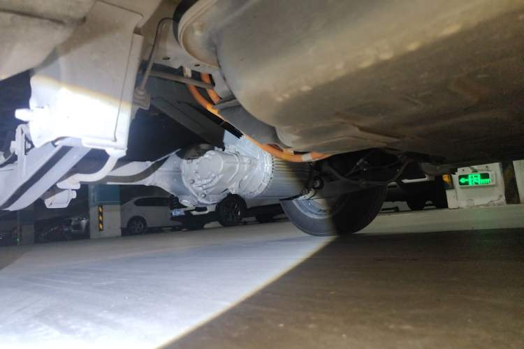 Used Chery QQ Ice Cream 2022 120km Conical Shape Lithium Iron Phosphate Chassis Rear Right