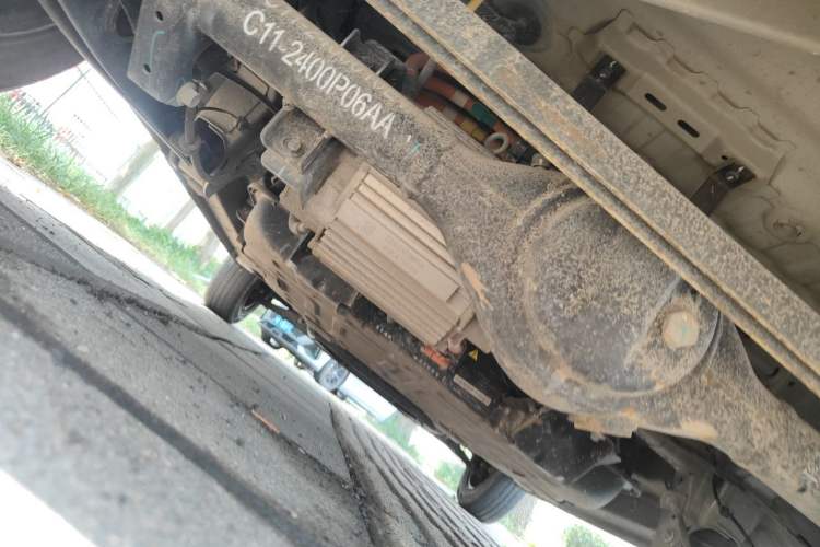 Used Chery QQ Ice Cream 2022 170km Sundae Phosphate Lithium-Ion Chassis Rear