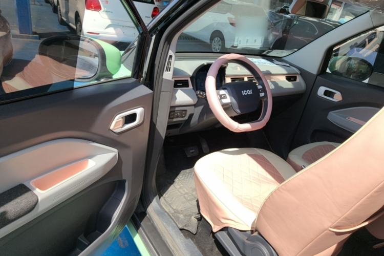 Used Chery QQ Ice Cream 2022 170km Sundae Phosphate Lithium-Ion Driver Seat