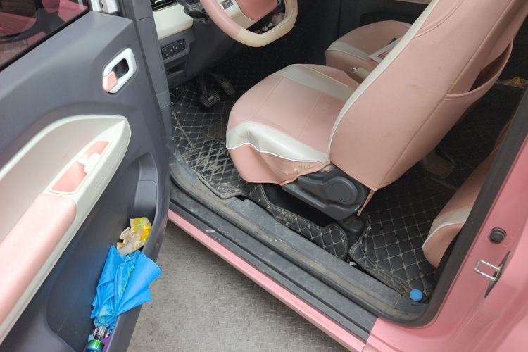 Used Chery QQ Ice Cream 2022 Taohuanxi Sweet Peach Edition Driver Seat