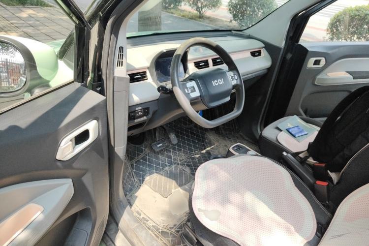 Used Chery QQ Ice Cream 2022 170km Sundae Phosphate Lithium-Ion Driver Seat
