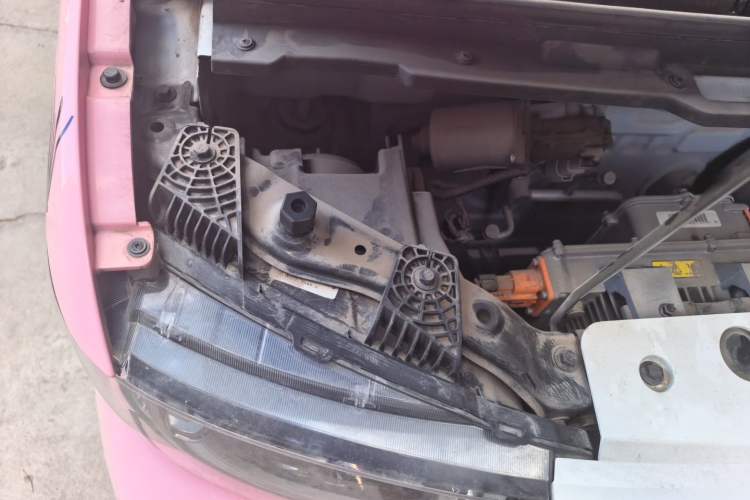Used Chery QQ Ice Cream 2022 Taohuanxi Sweet Peach Edition Engine Bay Right