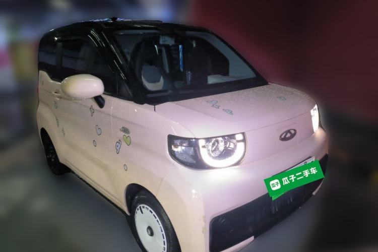 Used Chery QQ Ice Cream 2022 170km Sundae Phosphate Lithium-Ion Front Right 45 Deg
