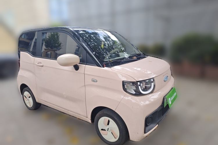 Used Chery QQ Ice Cream 2022 170km Sundae Phosphate Lithium-Ion Front Right 45 Deg