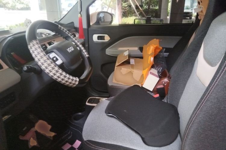 Used Chery QQ Ice Cream 2022 120km Conical Shape Lithium Iron Phosphate Left Front Seat