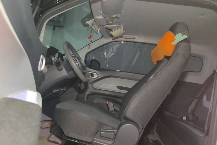 Used Chery QQ Ice Cream 2022 170km Sundae Phosphate Lithium-Ion Left Front Seat