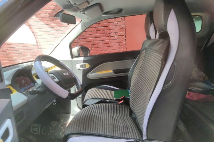 Used Chery QQ Ice Cream 2022 170km Sundae Phosphate Lithium-Ion Left Front Seat