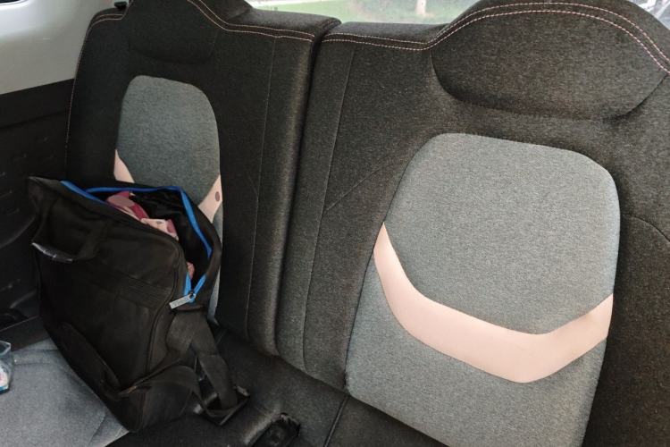 Used Chery QQ Ice Cream 2022 170km Sundae Phosphate Lithium-Ion Left Rear Seat