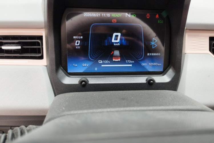 Used Chery QQ Ice Cream 2022 170km Sundae Phosphate Lithium-Ion Odometer Close Up