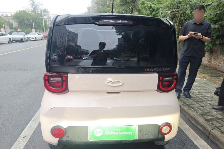 Used Chery QQ Ice Cream 2022 170km Sundae Phosphate Lithium-Ion Rear
