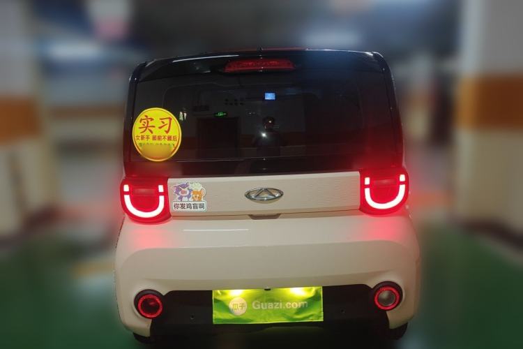Used Chery QQ Ice Cream 2022 170km Sundae Phosphate Lithium-Ion Rear